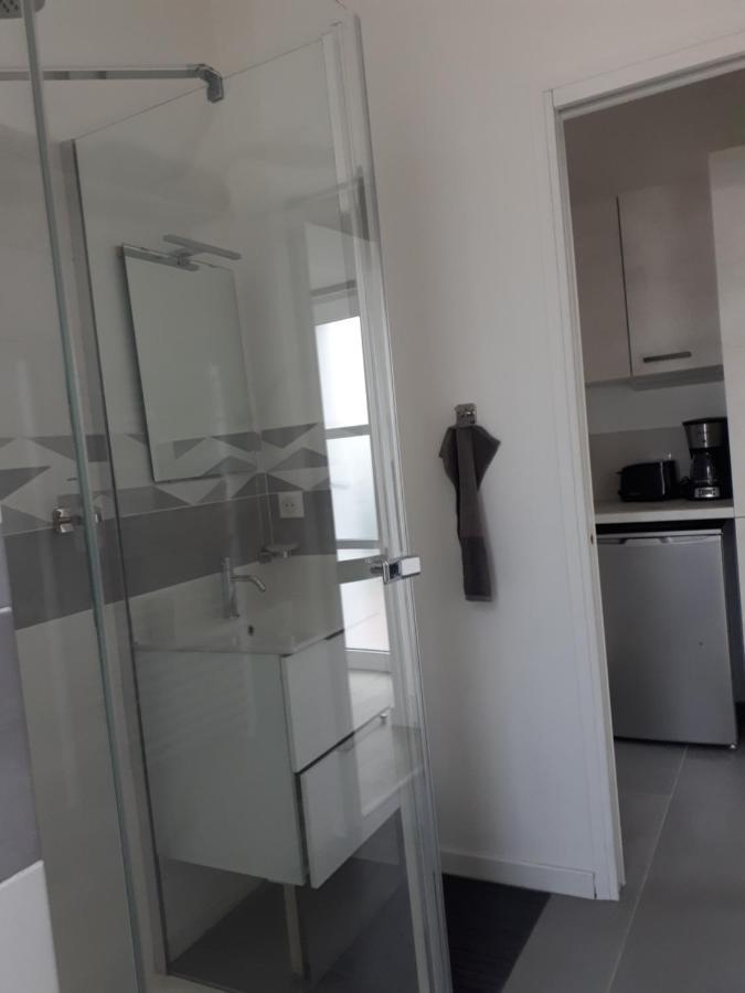 Apartment Joli Entre La Et La Hyères